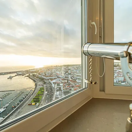 Azores Penthouse - Premium Flat Apartment