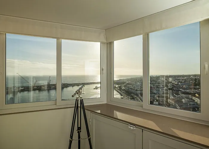 Azores Penthouse - Premium Flat *