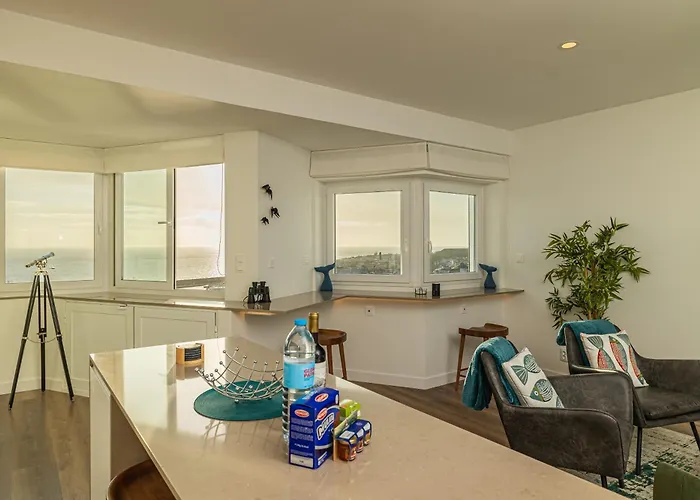 Azores Penthouse - Premium Flat