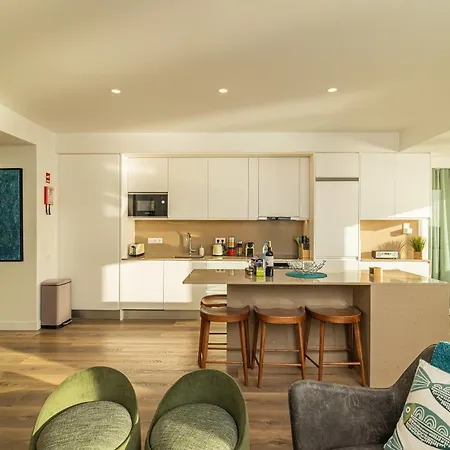 Azores Penthouse - Premium Flat Apartment