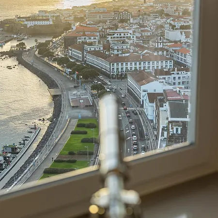 Azores Penthouse - Premium Flat Apartment