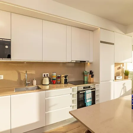 Azores Penthouse - Premium Flat *