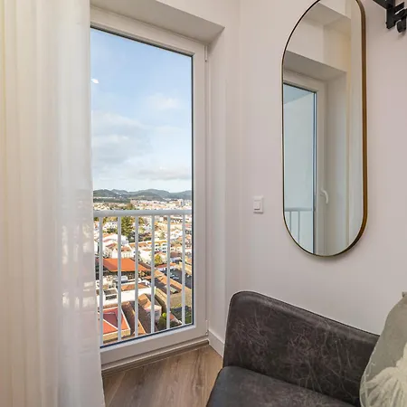 Azores Penthouse - Premium Flat